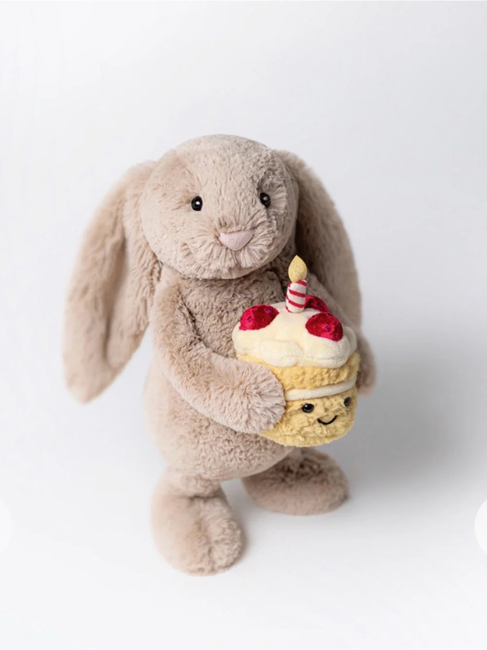 Bashful Beige Bunny 'Birthday'